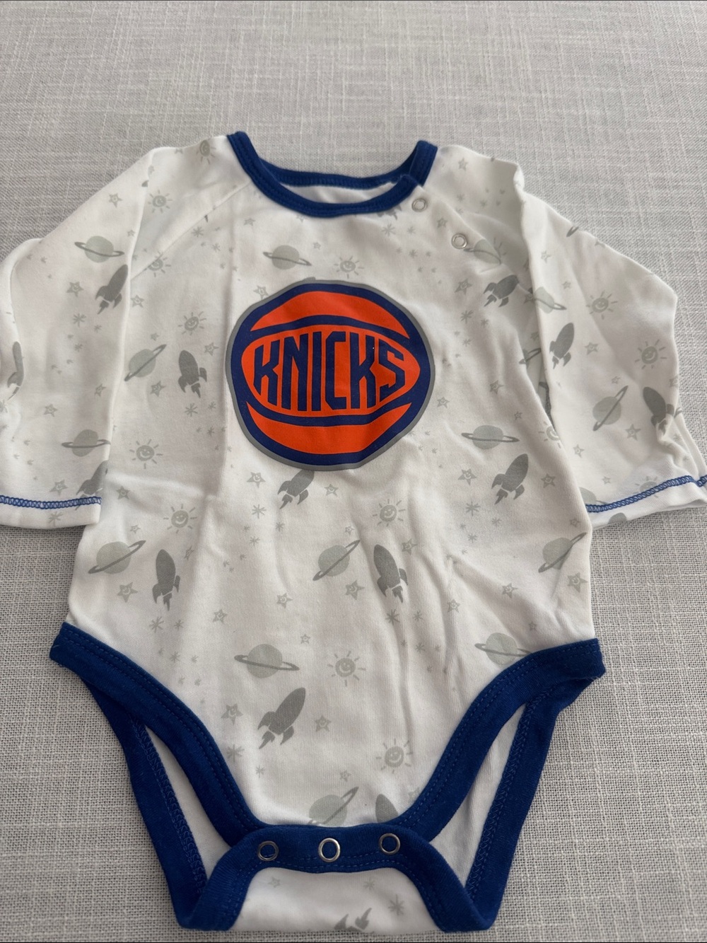 Nba baby. Knicks Baby. Sz  3/6 mo